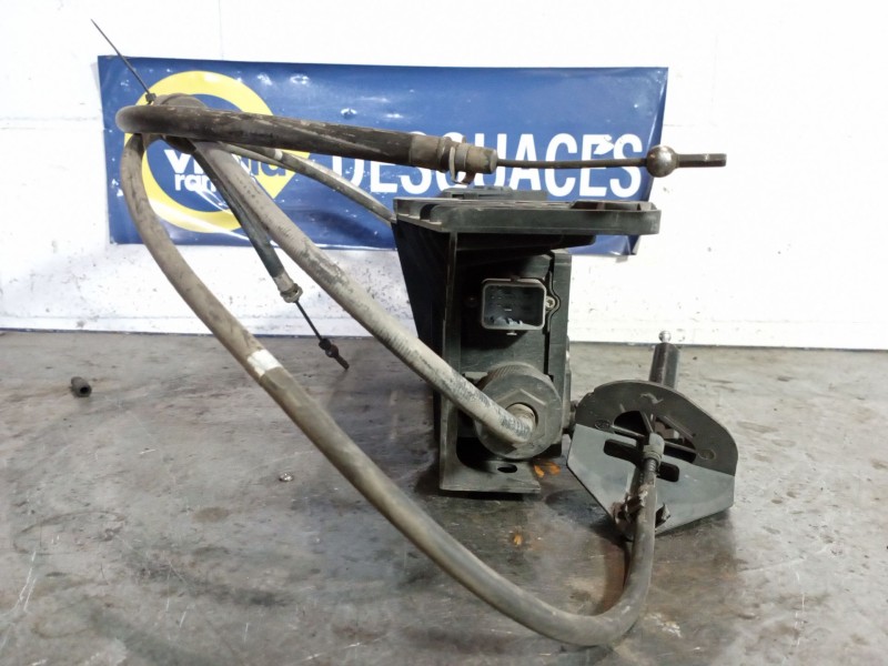 Recambio de freno de mano electrico para renault scenic ii referencia OEM IAM 8200418648  