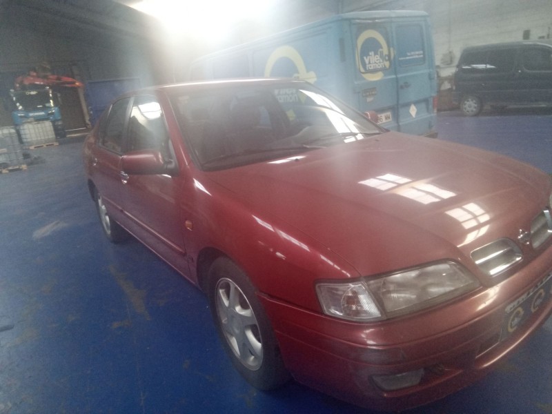 nissan primera berlina (p11) del año 1997