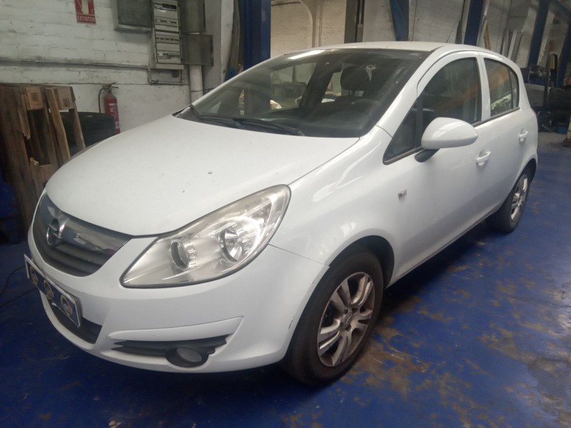 opel corsa d del año 2009