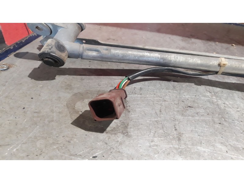 Recambio de motor limpia delantero para citroen xsara 1.6 attraction referencia OEM IAM 0390241374  
