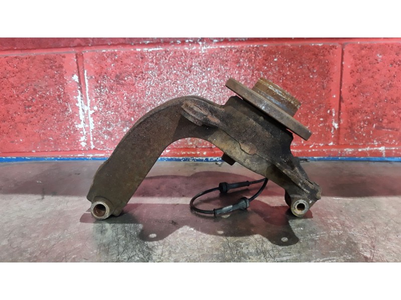 Recambio de mangueta delantero izquierda para renault megane ii classic berlina  | 0.03 - ...  | 0.03 - ... referencia OEM IAM  