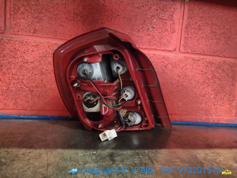 Recambio de piloto trasero derecho para daewoo nubira berlina cdx | 07.03 - 12.04 cdx | 07.03 - 12.04 referencia OEM IAM 9655122