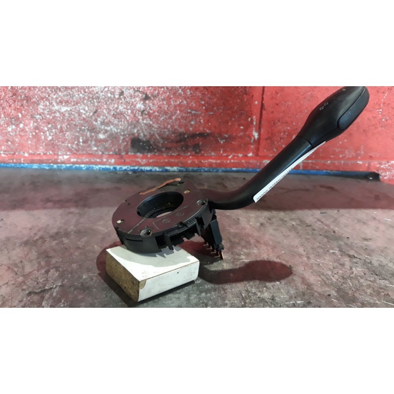 Recambio de mando intermitentes para seat arosa (6h1) 1.4 | 0.97 - 0.01 1.4 | 0.97 - 0.01 referencia OEM IAM   