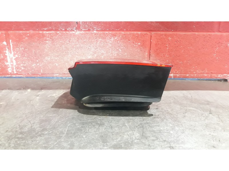 Recambio de piloto trasero derecho para seat ibiza (6k1) sport referencia OEM IAM    Recambio de piloto trasero derecho para seat ibiza (6k1) sport referencia OEM IAM