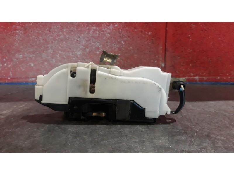 Recambio de cerradura puerta delantera izquierda para seat ibiza (6k1) sport referencia OEM IAM    Recambio de cerradura puerta delantera izquierda para seat ibiza (6k1) sport referencia OEM IAM