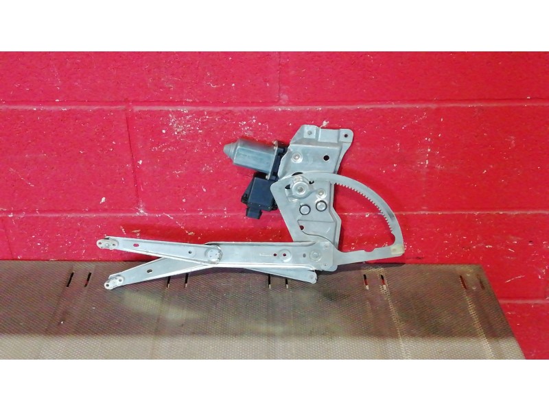 Recambio de elevalunas delantero izquierdo para opel astra f classic fastback 1.6 i referencia OEM IAM    Recambio de elevalunas delantero izquierdo para opel astra f classic fastback 1.6 i referencia OEM IAM