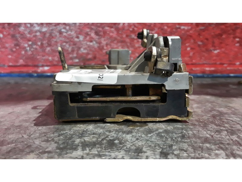 Recambio de cerra. puer. delantero derecha para peugeot 206 berlina xr | 06.98 - 12.02 xr | 06.98 - 12.02 referencia OEM IAM   