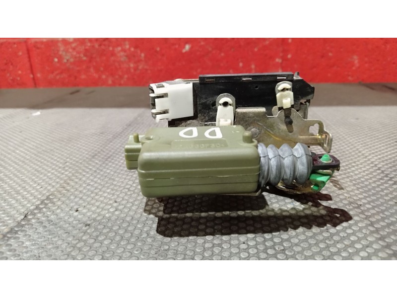 Recambio de cerradura puerta delantera derecha para renault r19 r19 chamade 1.4 tr 4v. referencia OEM IAM   