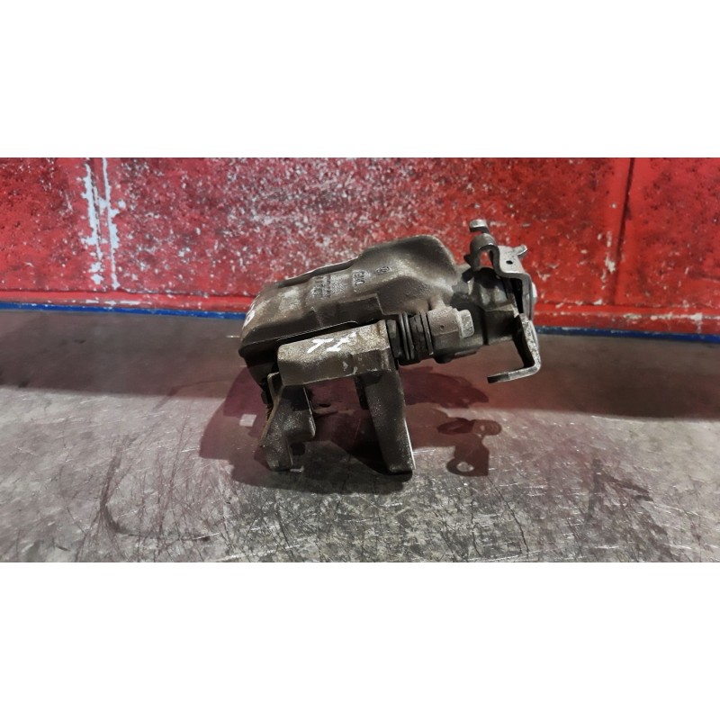 Recambio de pinza freno tras. izquierda para volkswagen caravelle corto 2.0 115 trendline referencia OEM IAM   