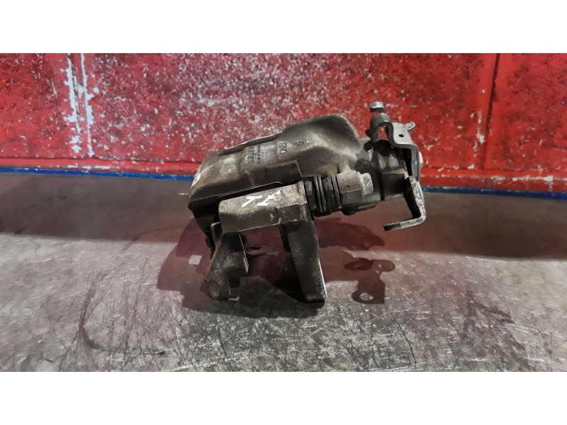 Recambio de pinza freno tras. izquierda para volkswagen caravelle corto 2.0 115 trendline referencia OEM IAM   