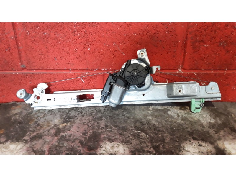 Recambio de elevalu. delan. derecho para renault scenic ii 1.5 dci diesel | 0.03 - 0.09 1.5 dci diesel | 0.03 - 0.09 referencia 