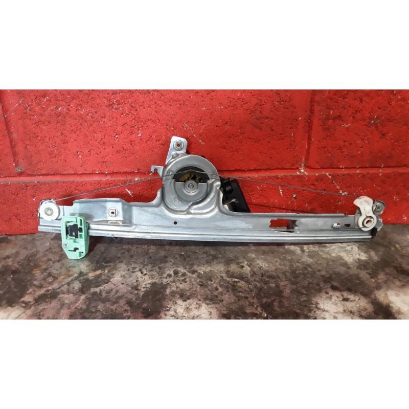 Recambio de elevalu. delan. derecho para renault scenic ii 1.5 dci diesel | 0.03 - 0.09 1.5 dci diesel | 0.03 - 0.09 referencia 