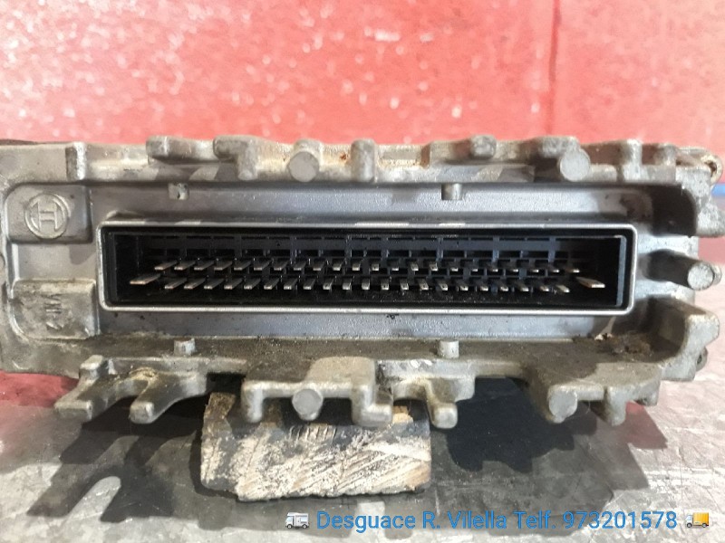 Recambio de centralita motor uce para volkswagen polo berlina (6n1) air | 09.94 - 12.98 air | 09.94 - 12.98 referencia OEM IAM 0