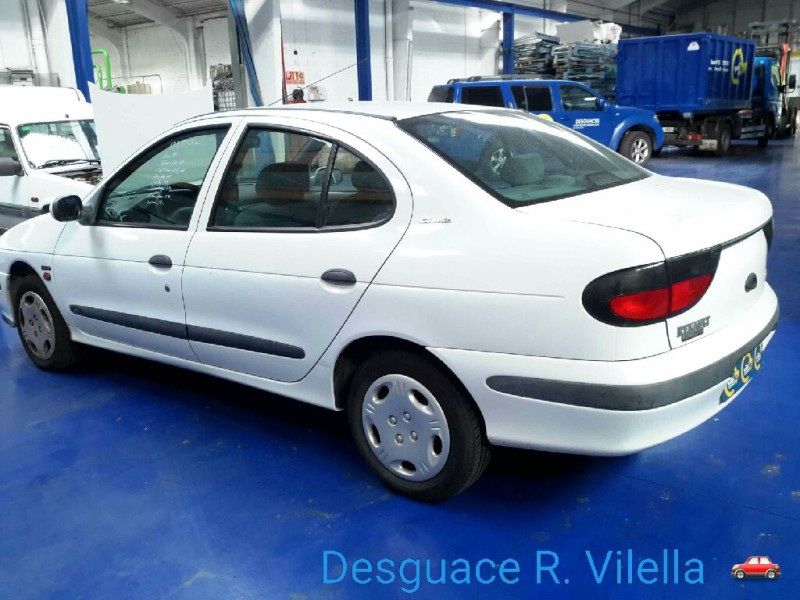 renault megane i classic (la0) 1.6e alize | 01.97 - 12.99 del año 1998 renault megane i classic (la0) 1.6e alize | 01.97 - 12.99 del año 1998