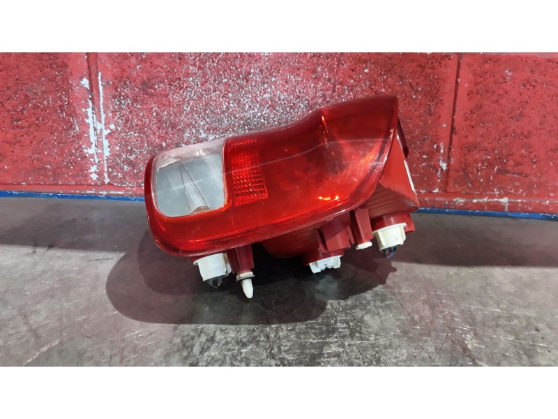 Recambio de piloto trasero derecho para daewoo kalos  | 0.02 - 0.04  | 0.02 - 0.04 referencia OEM IAM   