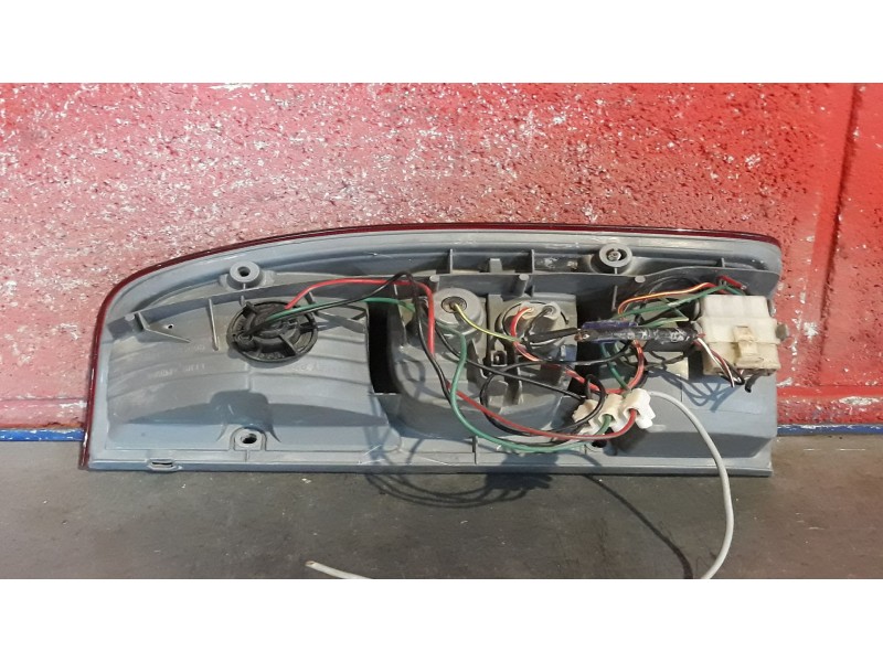 Recambio de piloto trasero izquierdo para mazda b-serie (un) 2.5 turbodiesel cat | 0.99 - ... 2.5 turbodiesel cat | 0.99 - ... r