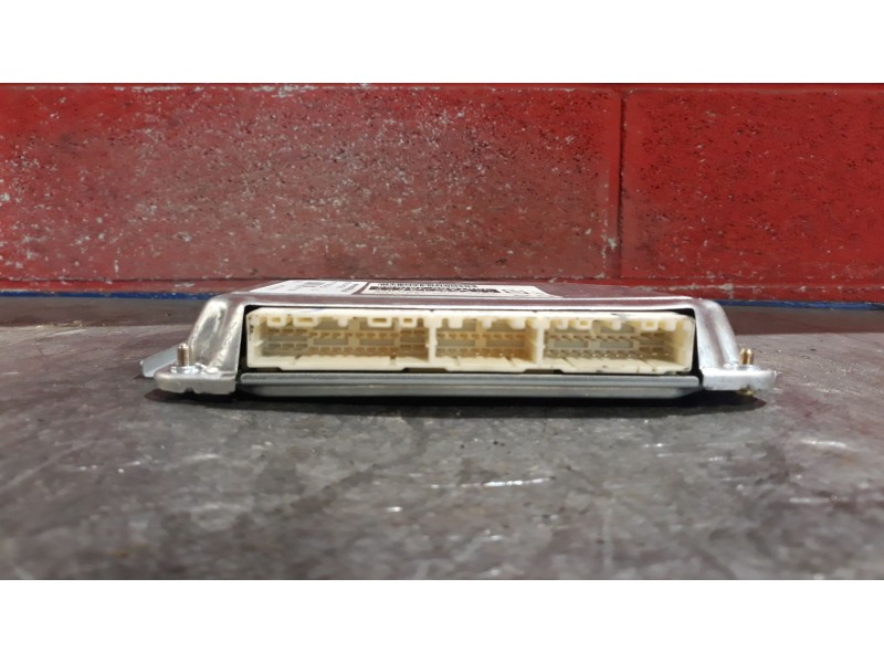 Recambio de centralita motor uce para toyota corolla (e12)  | 0.02 - 0.07  | 0.02 - 0.07 referencia OEM IAM 8966102750  