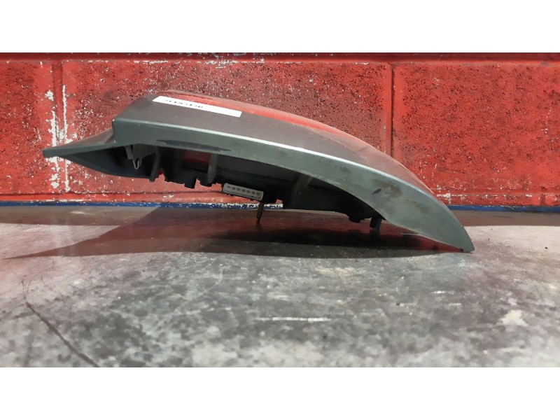 Recambio de piloto trasero derecho para citroen zx 1.6i sensation referencia OEM IAM   