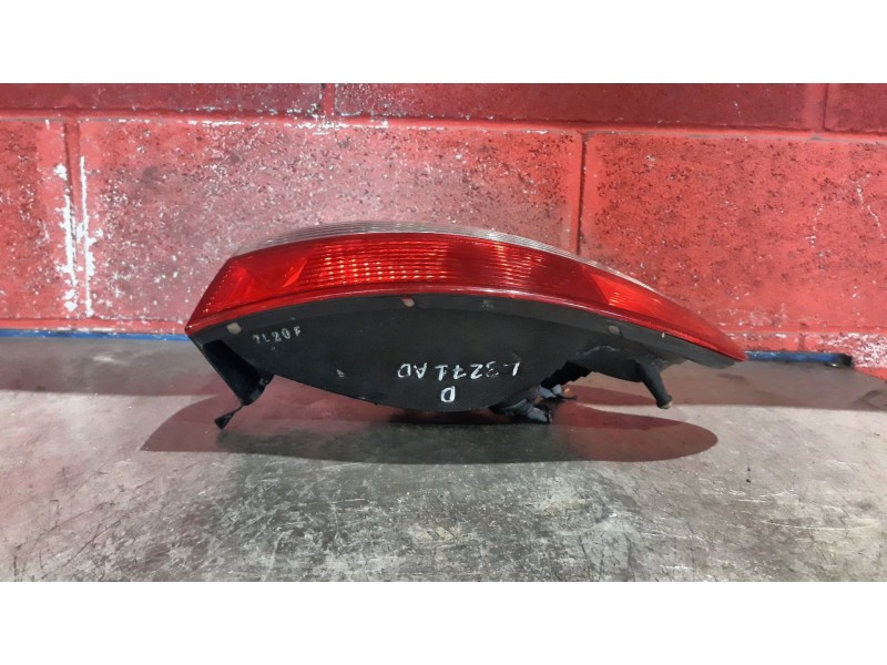 Recambio de piloto trasero derecho para daewoo lanos referencia OEM IAM   