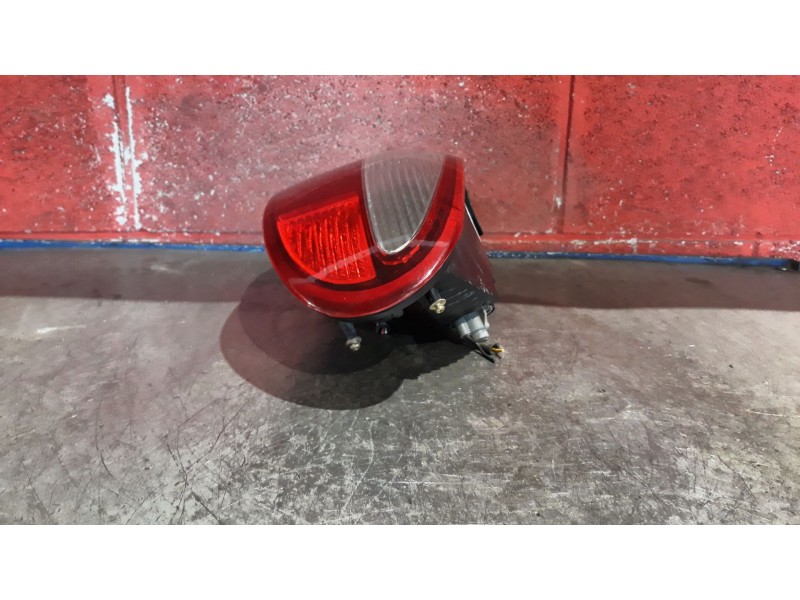 Recambio de piloto trasero derecho para daewoo lanos referencia OEM IAM   