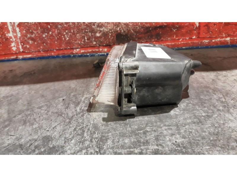 Recambio de faro antiniebla derecho para seat inca referencia OEM IAM    Recambio de faro antiniebla derecho para seat inca referencia OEM IAM