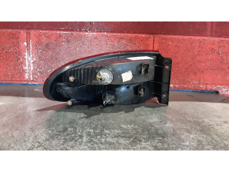 Recambio de piloto trasero derecho para daewoo lanos referencia OEM IAM   