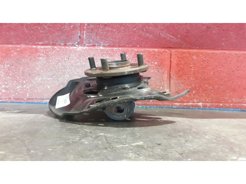 Recambio de mangueta delantera derecha para toyota yaris (ksp9/scp9/nlp9) 1.4 turbodiesel cat referencia OEM IAM    Recambio de mangueta delantera derecha para toyota yaris (ksp9/scp9/nlp9) 1.4 turbodiesel cat referencia OEM IAM