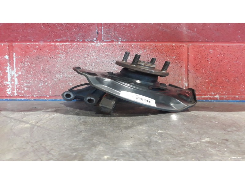 Recambio de mangueta delantera derecha para toyota yaris (ksp9/scp9/nlp9) 1.4 turbodiesel cat referencia OEM IAM    Recambio de mangueta delantera derecha para toyota yaris (ksp9/scp9/nlp9) 1.4 turbodiesel cat referencia OEM IAM