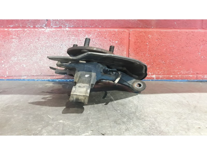 Recambio de mangueta delantera derecha para toyota yaris (ksp9/scp9/nlp9) 1.4 turbodiesel cat referencia OEM IAM    Recambio de mangueta delantera derecha para toyota yaris (ksp9/scp9/nlp9) 1.4 turbodiesel cat referencia OEM IAM