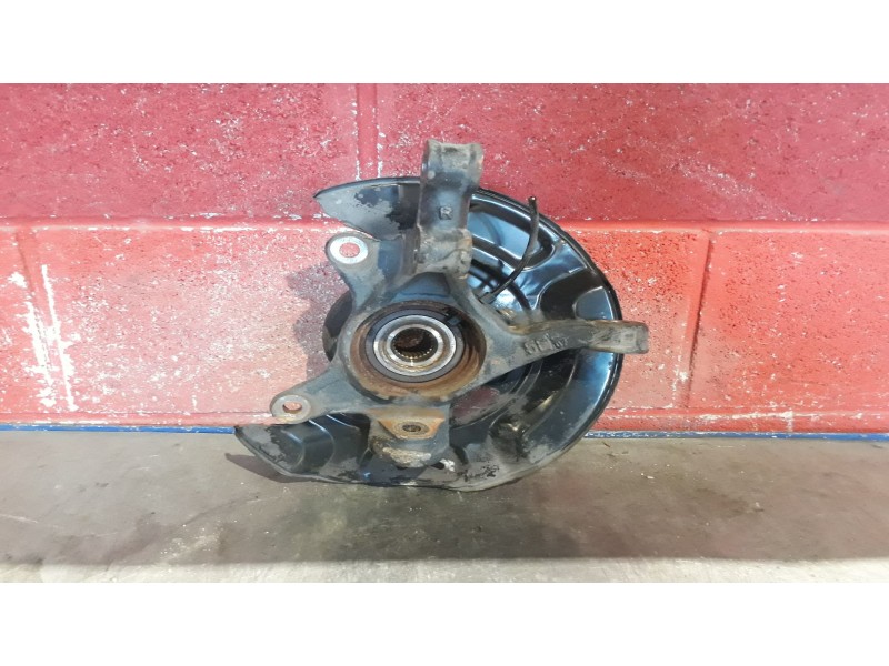 Recambio de mangueta delantera derecha para toyota yaris (ksp9/scp9/nlp9) 1.4 turbodiesel cat referencia OEM IAM    Recambio de mangueta delantera derecha para toyota yaris (ksp9/scp9/nlp9) 1.4 turbodiesel cat referencia OEM IAM