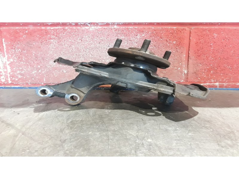 Recambio de mangueta delantera izquierda para toyota yaris (ksp9/scp9/nlp9) 1.4 turbodiesel cat referencia OEM IAM    Recambio de mangueta delantera izquierda para toyota yaris (ksp9/scp9/nlp9) 1.4 turbodiesel cat referencia OEM IAM