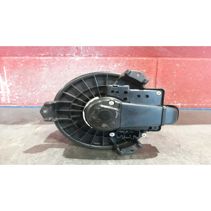 Recambio de motor calefaccion para toyota yaris (ksp9/scp9/nlp9) 1.4 turbodiesel cat referencia OEM IAM 2727003010  