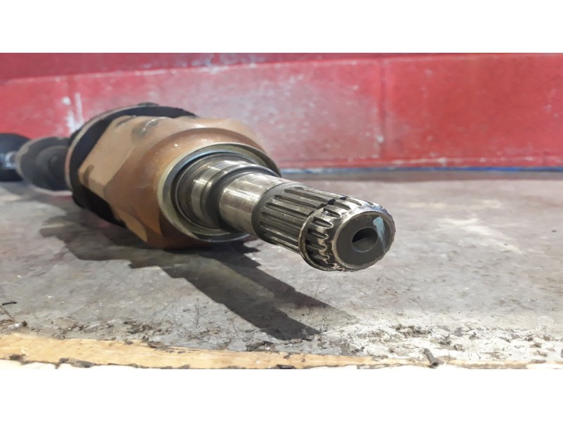 Recambio de transmision delantera derecha para toyota yaris (ksp9/scp9/nlp9) 1.4 turbodiesel cat referencia OEM IAM    Recambio de transmision delantera derecha para toyota yaris (ksp9/scp9/nlp9) 1.4 turbodiesel cat referencia OEM IAM