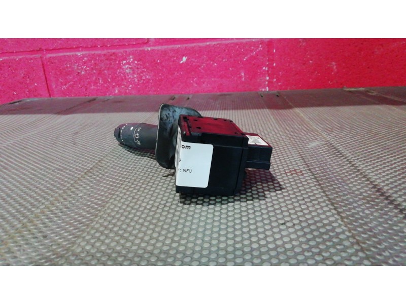 Recambio de mando limpia para citroen xsara 1.6 image referencia OEM IAM 96132773ZL  