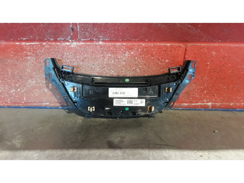 Recambio de mando climatizador para opel insignia berlina expression referencia OEM IAM 26202381  