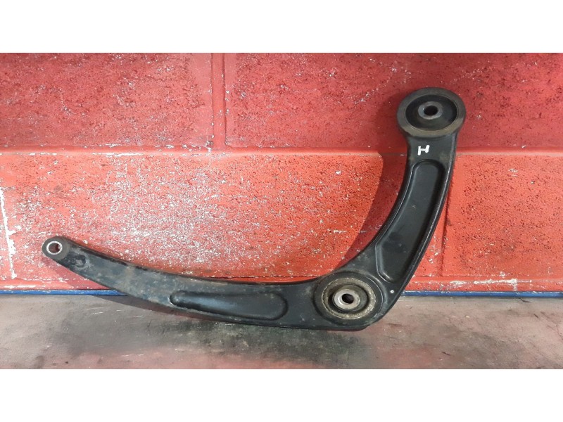 Recambio de brazo susp. inferior delantero izquierdo para peugeot 307 (s1) xr | 04.01 - 12.04 xr | 04.01 - 12.04 referencia OEM 