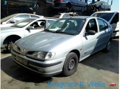 renault megane i berlina portón trasero (ba0) 1.6e rn | 01.96 - 12.99 del año 1996