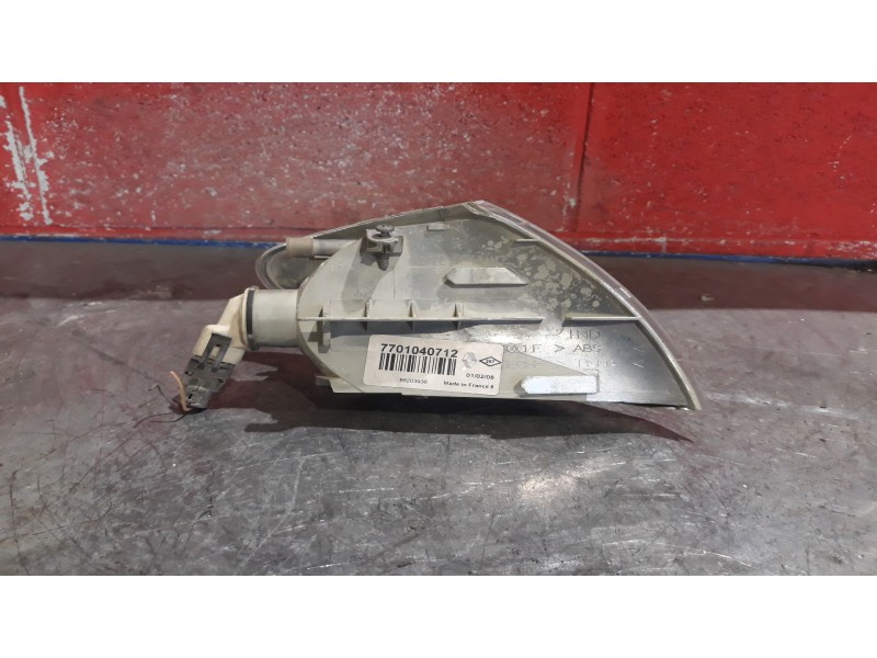 Recambio de piloto delantero izquierdo para renault megane scenic alize 1.9dti referencia OEM IAM   