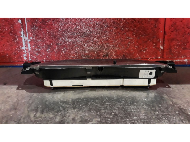 Recambio de cuadro instrumentos para dacia logan  | 0.05 - ...  | 0.05 - ... referencia OEM IAM P8200650541 281184093C 