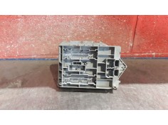 Recambio de caja reles fusibles para fiat punto berlina (176) 1.2 cat | 0.97 - ... 1.2 cat | 0.97 - ... referencia OEM IAM    2