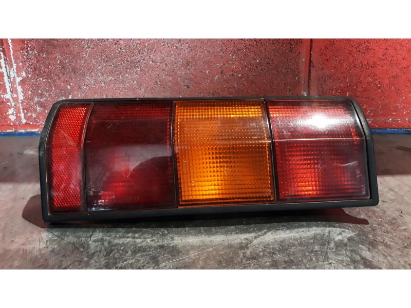 Recambio de piloto trasero izquierdo para renault expres referencia OEM IAM   