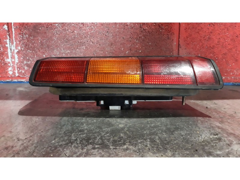 Recambio de piloto trasero izquierdo para renault expres referencia OEM IAM   