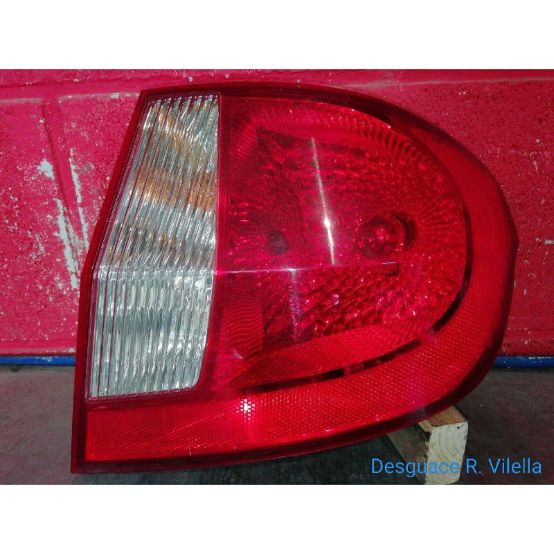 Recambio de piloto trasero derecho para hyundai getz (tb) 1.6 gls | 07.02 - 12.05 1.6 gls | 07.02 - 12.05 referencia OEM IAM   