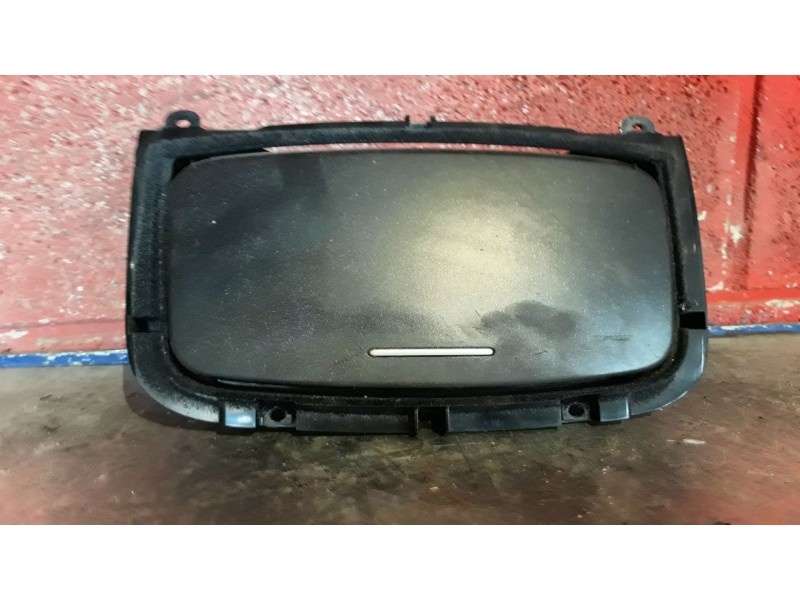 Recambio de cenicero para renault laguna iii referencia OEM IAM 969120002R   Recambio de cenicero para renault laguna iii referencia OEM IAM 969120002R