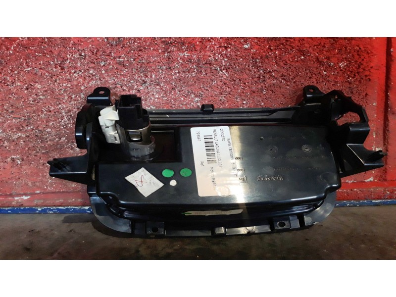 Recambio de cenicero para renault laguna iii referencia OEM IAM 969120002R   Recambio de cenicero para renault laguna iii referencia OEM IAM 969120002R
