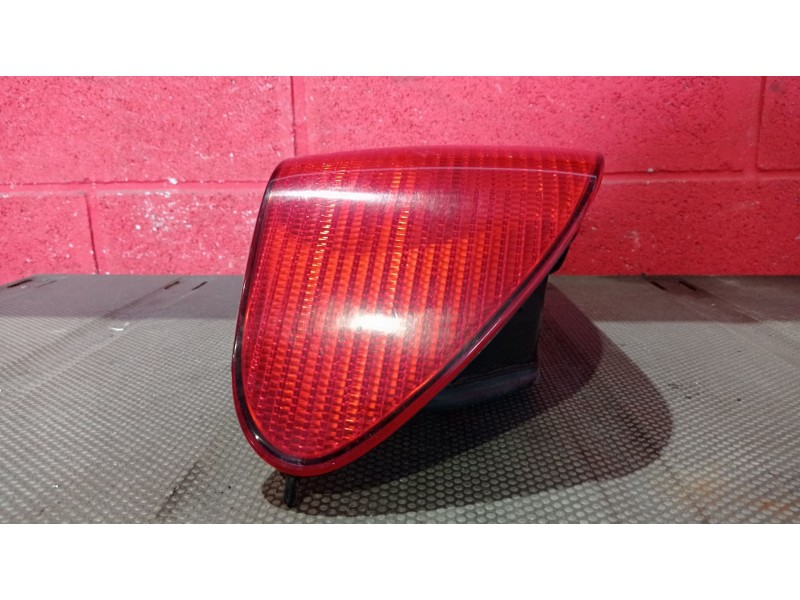 Recambio de piloto trasero izquierdo para citroen xsara referencia OEM IAM   