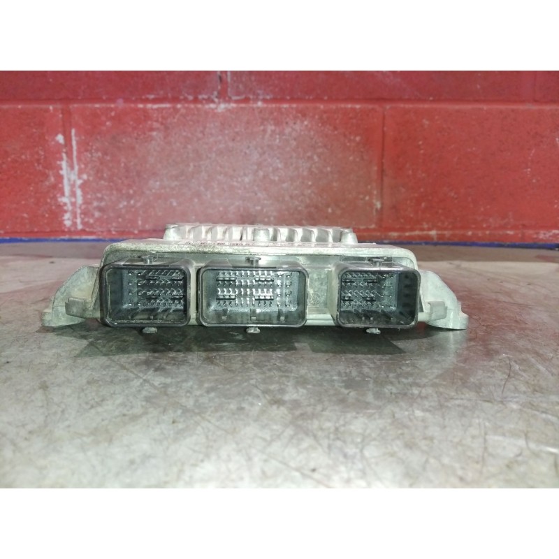 Recambio de centralita motor uce para ford fiesta (cbk) ambiente | 11.01 - 12.08 ambiente | 11.01 - 12.08 referencia OEM IAM 5WS
