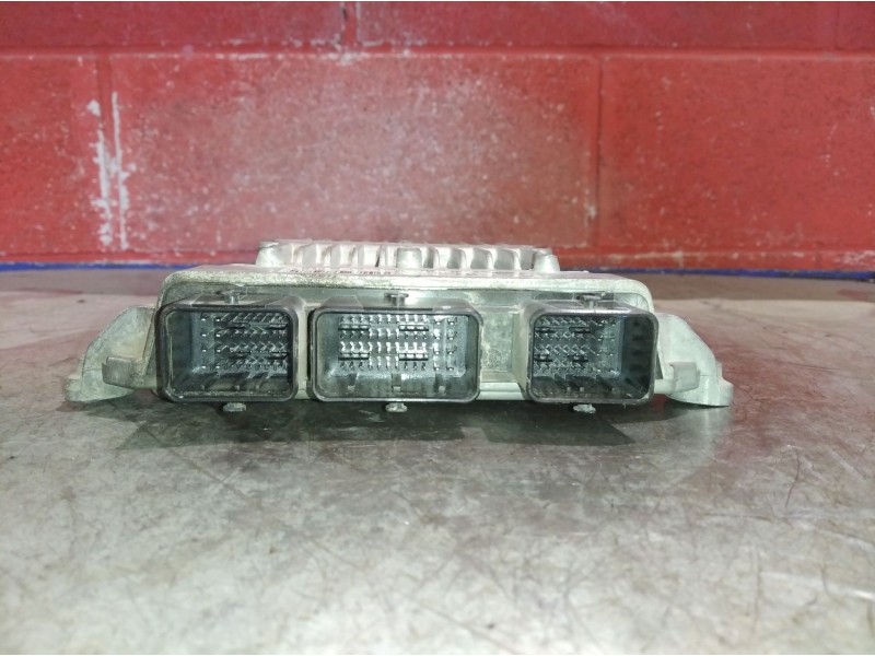 Recambio de centralita motor uce para ford fiesta (cbk) ambiente | 11.01 - 12.08 ambiente | 11.01 - 12.08 referencia OEM IAM 5WS