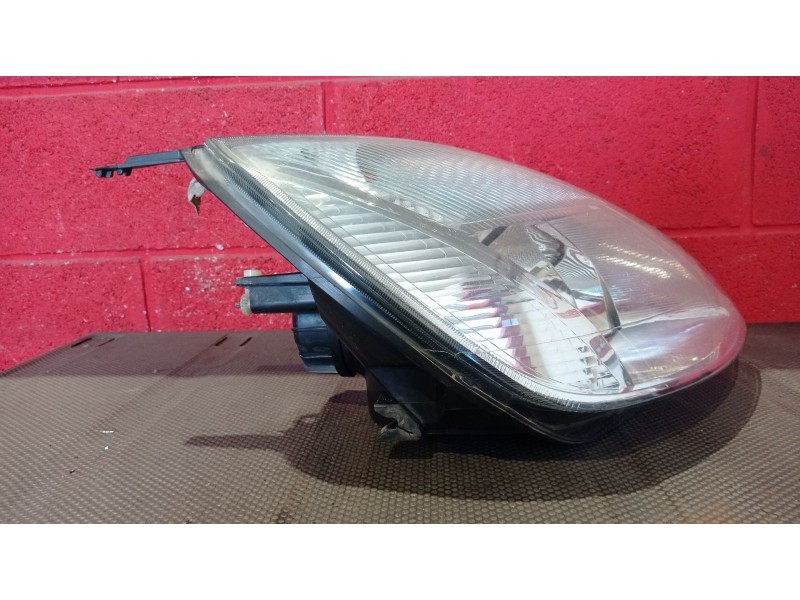 Recambio de faro derecho para ford fiesta (cbk) 1.4 tdci cat | 0.01 - ... 1.4 tdci cat | 0.01 - ... referencia OEM IAM   