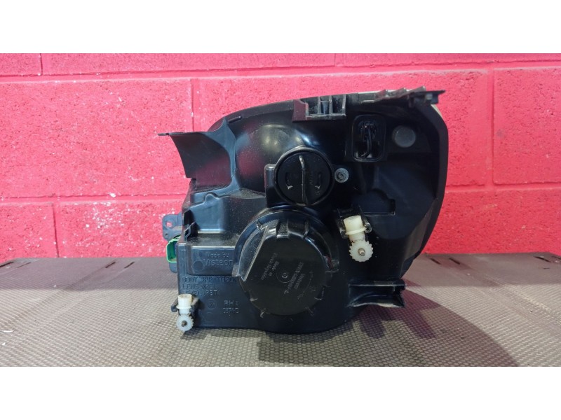 Recambio de faro derecho para ford fiesta (cbk) 1.4 tdci cat | 0.01 - ... 1.4 tdci cat | 0.01 - ... referencia OEM IAM   